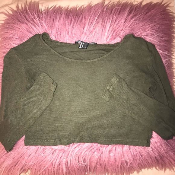 Forever 21 Tops - Cropped long sleeve top